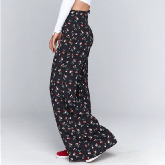 Flynn Skye Pants - Flynn Sky Ride or Die Pant